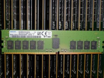 M393A2K40DB3-CWE Samsung 16GB DDR4 3200 ECC RDIMM Module